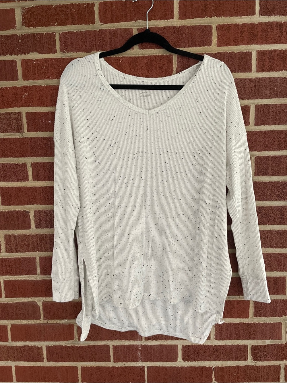 American Eagle Outfitters Speckled White Long Sleeve Top